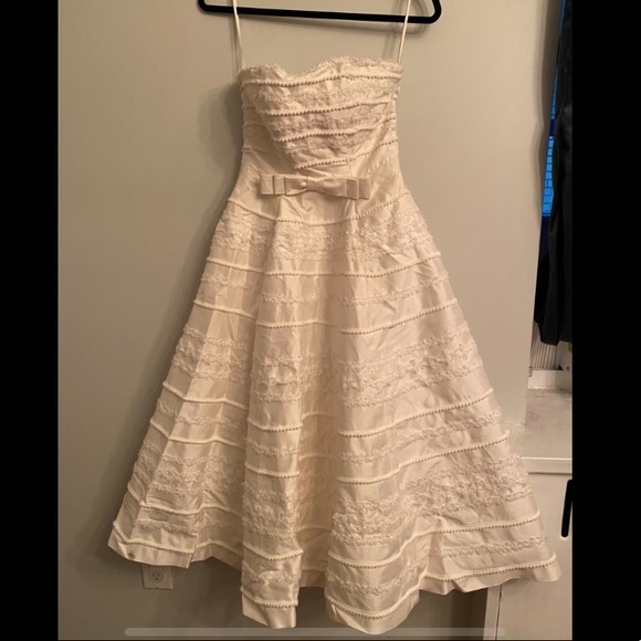 Gorgeous custom made 1950’s inspired silk dress - Picture 5 of 10